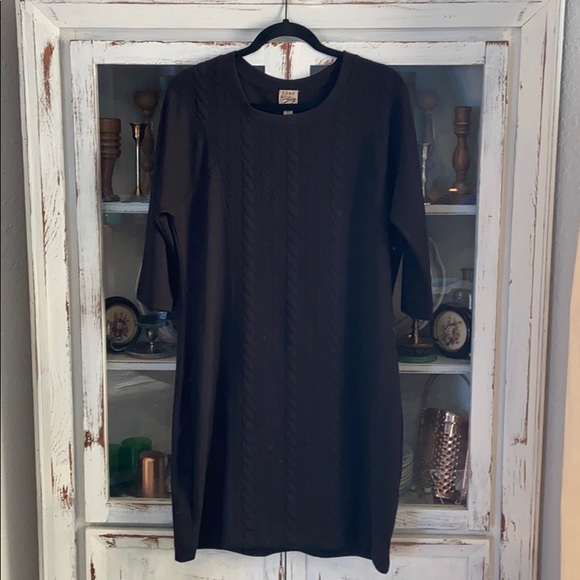 Como Vintage Dresses & Skirts - 🌻3/$25 Woman’s Quilted Front Sweater Dress